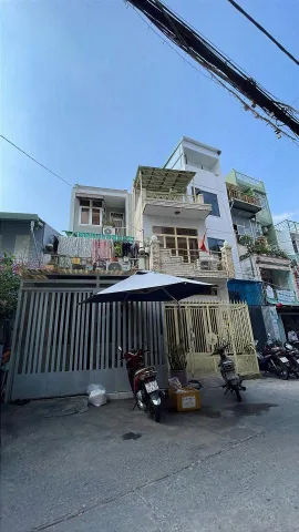 Nhà Âu Dương Lân Q8 – 70m², 4PN, hẻm xe hơi, gần Q1 – chỉ 9 tỷ