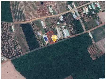 Bán đất 1325.7m² có sẵn 100m² thổ cư ngang 20m giá 690 triệu tại Xã Phước Thành