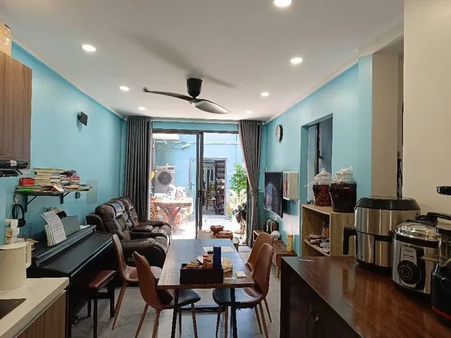 Nhà xinh Nguyễn Văn Linh - Hẻm xe tải tránh cạnh nhà - 4 x 20m - Nhỉnh 6 tỷ