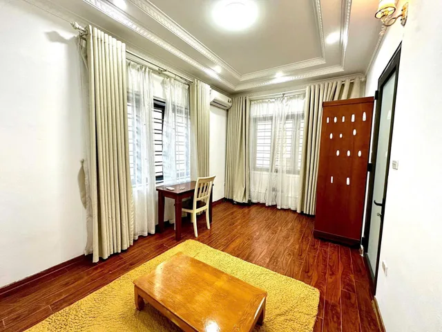 Cho thuê nhà riêng ngõ 1081 Hồng Hà, Hoàn Kiếm 30M X 5T ĐẸP, FULL ĐỒ giá 15.5 triệu