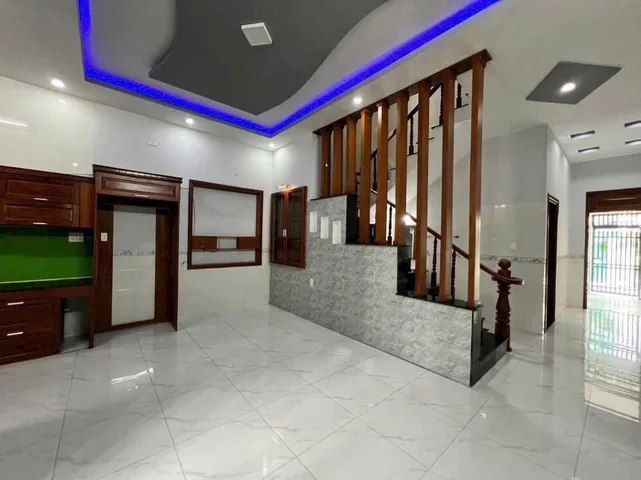 Nhà 1 lầu 1 trệt,gara ô tô ,4.5 tỷ -98 m2_ sổ riêng, thổ cư 100%