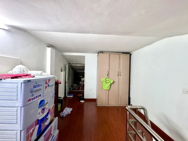 Cần Gấp Bán Nhà Sài Đồng, Long Biên 48m2, 2T chỉ 1,95 tỷ (Cam kết chuẩn)