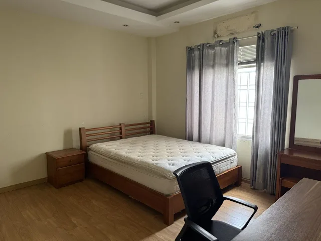 BÁN NHÀ MẶT TIỀN ĐƯỜNG SỐ 4 TẦNG QUẬN 4