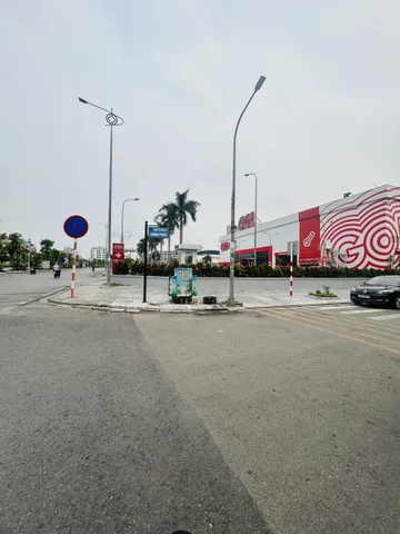 BÁ.N Lô đất V.I.P sau big C trung tâm phường hạ long