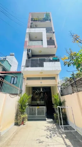 Bán mặt tiền phan văn trị mai xuân thưởng sổ hồng riêng 7 tầng có hầm