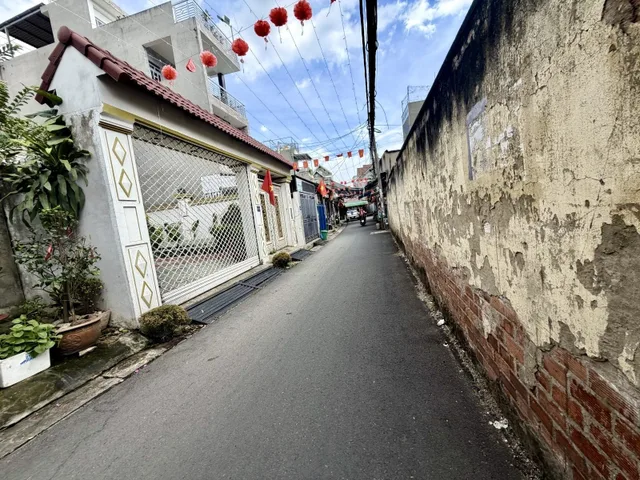 🚗 BÁN NHÀ 2 TẦNG - 50M2(5*10), HOÀN CÔNG, HẺM 3 GÁC - KHÔNG QH -  GẦN CHỢ, QL1K, LÀNG ĐHQG. P LINH XUÂN. (K)