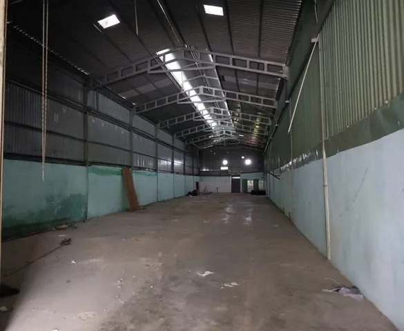 Kho xưởng cho thuê 500m2 gần cao đẳng Điện, Thạnh Lộc Quận 12