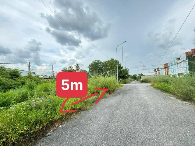 Chính chủ bán lô đất sau sáp nhập thuộc kp20 Tân Ninh. Tây Ninh. 95m2 full thổ cư ODT