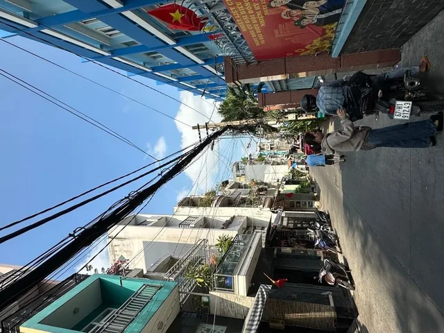 Bán nhà 2 Tầng Lạc Long Quân Tân Bình