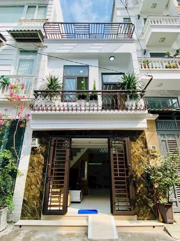 BÁN GẤP NHÀ 1 trệt 1 lầu 45,5m2 giá 2 tỷ 650tr Đường Lê Quang Định P11 Quận Bình Thạnh HCM