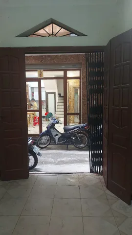 Cho thuê nhà chính chủ 5 tầng ngay đầu ngõ 142 đường Kim Giang