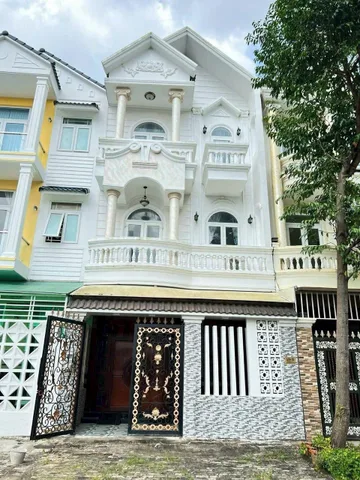 BÁN NHÀ 1 TRỆT 2 LẦU GIÁ TỐT ĐƯỜNG SỐ 10 KDC NAM LONG P. CÁI RĂNG, TP CẦN THƠ - GIÁ 5 TỶ