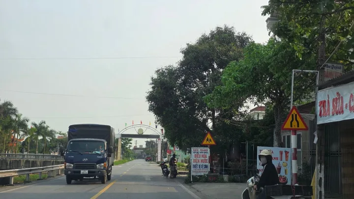 Đất tái định cư thái phương hưng hà lô góc 3 mặt tiền đường rộng 13m vỉa hè