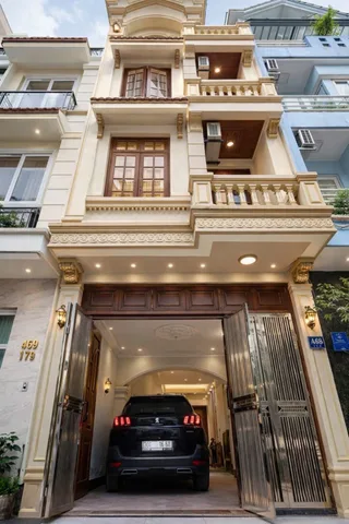 🔥 VĂN QUÁN – GARA 2 Ô TÔ – VỈA HÈ – GỖ LIM – Ở SƯỚNG ĐẲNG CẤP.