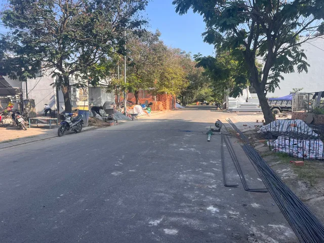 Bán lô đất full thổ cư mặt tiền đường 12 khu dân cư quy hoạch chỉnh trang,liền kề Phú Mỹ Hưng.