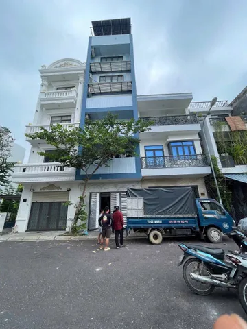 BÁN TÒA CĂN HỘ 6 TẦNG – KHU TĐC VCN  PHƯỚC LONG, GẦN CHUNG CƯ 28🌅
 • 6 tầng – 10 căn hộ khép kín
 • Đất 54m² | Sàn 325m²
 • Full nội thất, có thang máy, chỗ để xe
 • Doanh thu ~40tr/tháng – công suất 100%
 • Pháp lý: Sổ hồng, hoàn công đầy đủ