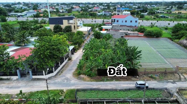 Bán đất 203,2m² có sẵn 10m² thổ cư ngang 10m giá 2.3 tỷ tại Phường Tân Hải