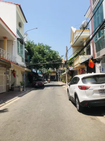 BÁN NHÀ 1 TRỆT 2 LẦU KIÊN CỐ HẺM Ô TÔ TRÁNH NHAU, CÓ VỈA HÈ HOÀNG VĂN THỤ