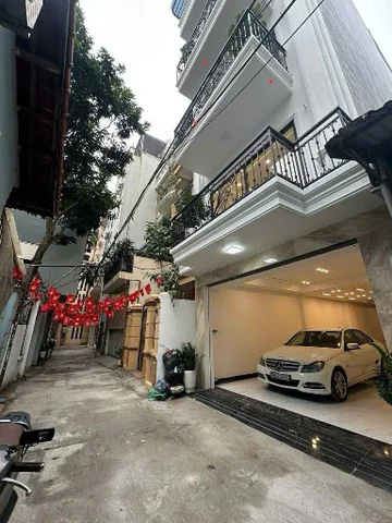 BÁN NHÀ NGỌC LÂM LONG BIÊN DT 85M2 GARA Ô TÔ THÁNG MÁY KHU PHỐ AN NINH TIỆN ÍCH