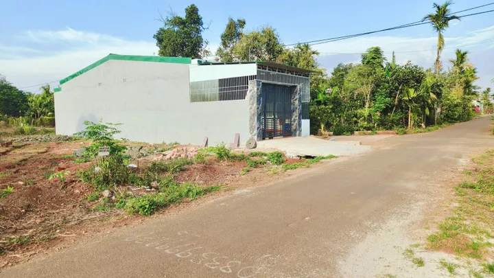 Bán đất 199.8m² có sẵn 60m² thổ cư ngang 10m giá 1.9 tỷ tại Phường Tân An