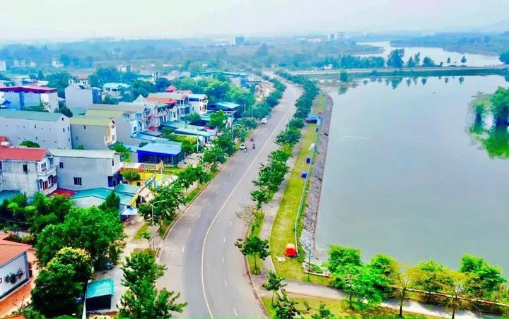BÁN LÔ ĐẤT 2 MẶT TIỀN XÃ HÒA LẠC ĐỐI DIỆN CỔNG ĐẠI HỌC QUỐC GIA GIÁ 9TR/M2