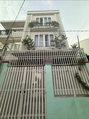 BÁN NHÀ 3 TẦNG TRUNG TÂM NHA TRANG - PHƯỜNG TÂN TIẾN CŨ - CÁCH SIÊU THỊ Coopmart 200m
