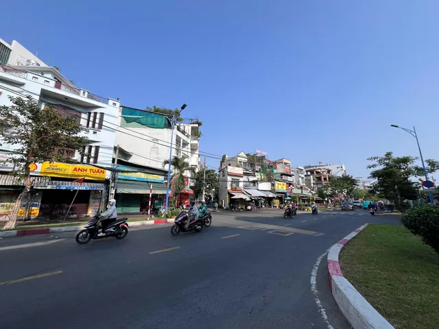 BDS HVL 208 Đồng Đen, Phường 14, Q Tân Bình