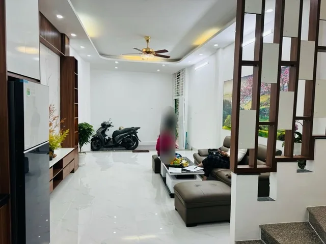 🎓 NHÀ ĐẸP HOÀNG QUỐC VIỆT - 5 PHÒNG NGỦ - TIỆN ÍCH NGẬP TRÀN 🎓 - 13.x tỷ