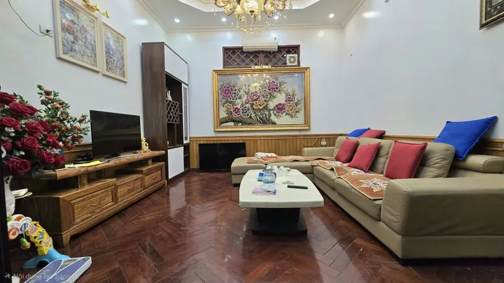Bán Nhà 4 tầng mặt đường kinh doanh Trần Phú gần Dốc Láp - Vĩnh Yên