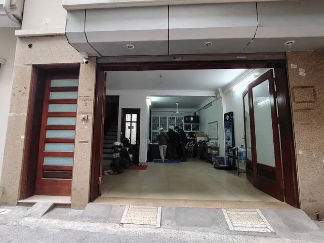Bán nhà ngõ 135 Nguyễn Văn Cừ thông Ngọc lâm, gara oto 46m x 5T, dân xây, giá hơn 14 tỷ còn tl