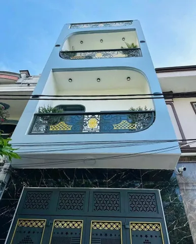 Cần bán gấp nhà 102m2 đường Dương Quảng Hàm, P6,Gò Vấp. Hẻm 5m,xây 1 trệt 2 lầu. Gần siêu thị Emart