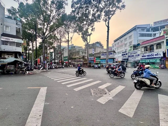 Bán nhà 5 Tầng MT Nguyễn Duy Dương Quận 10