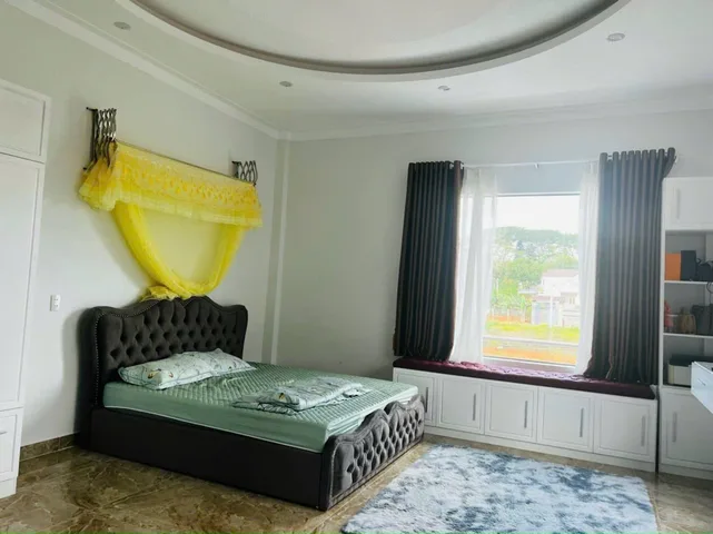 Bán Nhà đẹp góc 2 mặt tiền 
Nhánh 123 Mạc Đỉnh Chi, Phường 2