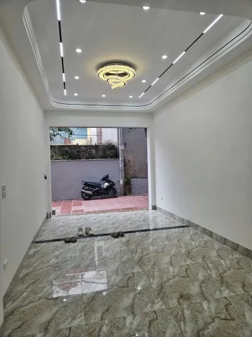 Nhà Phố Tư Đình