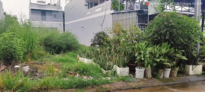 Bán đất 138m² full thổ cư ngang 6m giá 2.6 tỷ tại Trung tâm Gành Dầu Phú Quốc
