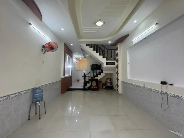 Bán Gấp Nhà Phố 3 Tầng  Trong Khu Phân Lô Chuẩn Xe Hơi Đậu TrướcCửa RaThới An 20 P.Thới An quận 12