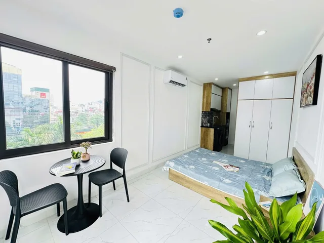 Bán tòa ccmn lô góc Cầu Giấy ô tô đỗ 15 căn hộ cao cấp dòng tiền ổn định 1 tỷ