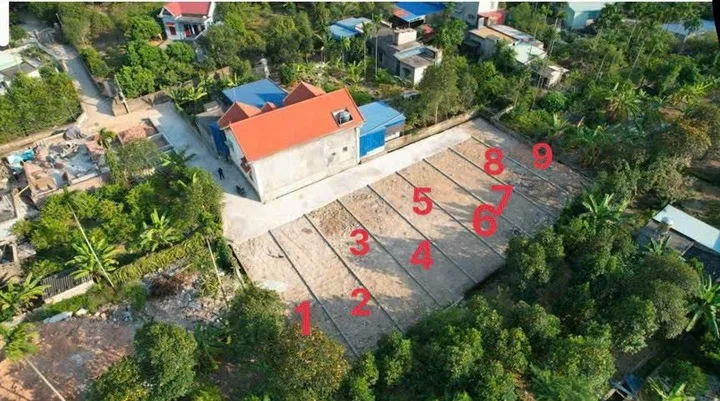 Chào bán lô đất 80m2 tại Thôn 7 , Kỳ Sơn , mặt bằng đẹp , diện tích rộng , không lỗi lầm , ô tô 7 chỗ đỗ cửa . 
Giá chỉ : 5xx
Cơ hội mua để dành hay đầu tư đều quá ok . Quý anh chị quan tâm lh em để được sở hữu 
☎️0898266583