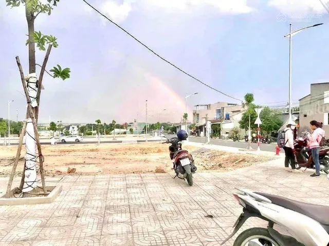 Đất nền Nhơn Trạch - mặt tiền đường 25C cách cầu Cát Lái 1km - giá 20tr/m2 -SHR
