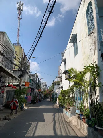 Bán nhà chính chủ - Ngang lớn 5M nở hậu - 3 tầng - Hẻm oto - Giáp Quận 6 - 80m2 - Nhỉnh 5 tỏi