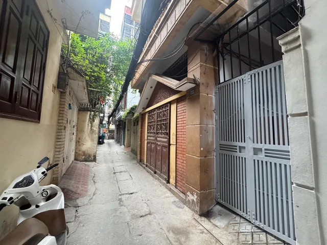 Cộng đồng tinh hoa Lương Khánh Thiện, gần hồ Đền Lừ, 35m 5T, giá 8,8 tỷ