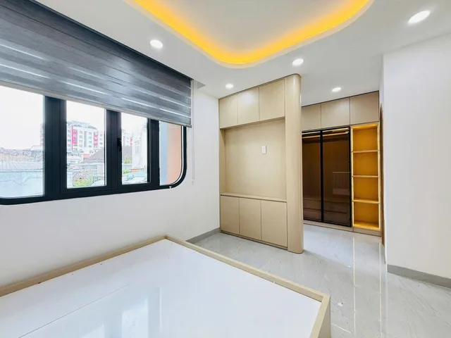 HIẾM!NHÀ DÂN XÂY VĂN TIẾN DŨNG,CẦU DIỄN,GA TÀU,GẦN OTO, DT:40Mx5T,MT:4m,6.4ty