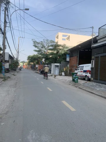Nhà 62m hẻm xe hơi đường Đặng Văn Bi trung tâm Thủ Đức, Bán gấp giá tốt