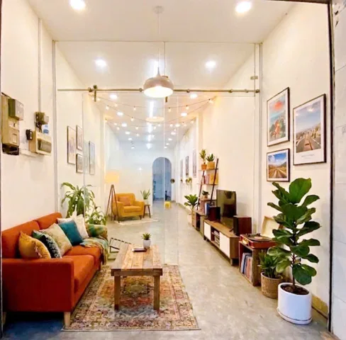 Bán nhà mặt tiền Cách Mạng Tháng Tám – QUẬN 10 – 3.7 x 21m (72 m2) – 16.8 tỷ