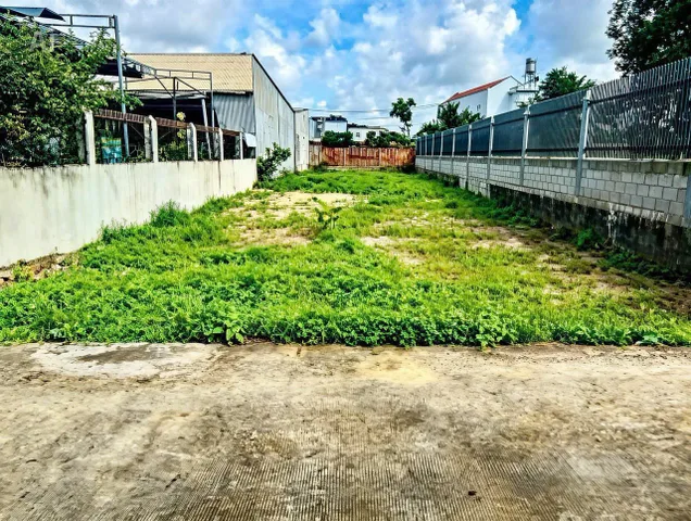 400M2 ĐẤT THỔ CƯ NGAY CHỢ TÂN PHÚ TRUNG CHỈ 2T