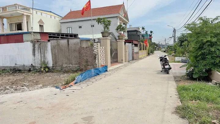 🆘SIÊU PHẨM LÔ GÓC – ĐẸP . L/h :076.231.9990 em Thúy 
 NHẤT NHÌ TDP ĐÔNG HOA , PHƯỜNG THUỶ NGUYÊN - GIẢM GIÁ CHẤN ĐỘNG!

🔥 Trước khách trả 3,2TỶ quyết không bán
👉 Nay chủ ĐẠI HẠ GIÁ chỉ còn 2 TỶ 9XX– cơ hội vàng không có lần 2!

📍 Vị trí kim cương: T
