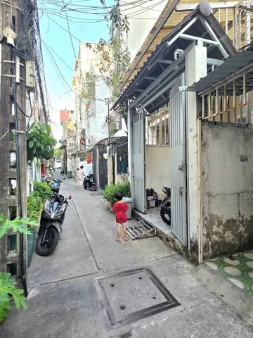NHÀ 2 TẦNG KHU VIP K300 - NGAY NHÀ GA T3 - 65M2 SỔ VUÔNG - DÒNG TIỀN 12TR/THÁNG - NHỈNH 8 TỶ