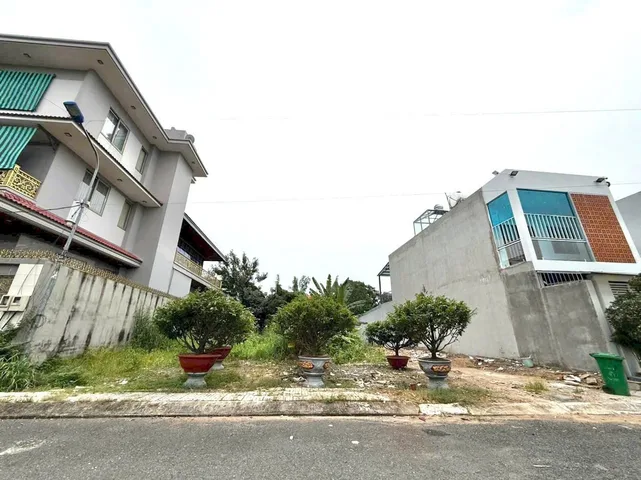 LÔ ĐẤT ĐẸP GIÁP VỚI KHU ĐÔNG TĂNG LONH,LONG TRƯỜNG, QUẬN 9, ĐƯỜNG NGUYỄN DUY TRINH VỚI DT412,8 M2