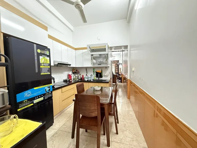 LÊ TRỌNG TẤN - DT 71m² x 3T - Ô TÔ ĐỖ CỬA PHÂN LÔ QUÂN ĐỘI -GIÁ 15.6 TỶ