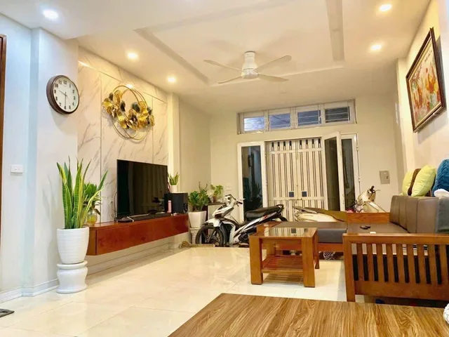 Đình Thôn- Mỹ Đình 33m2, 6 tầng, 20m ra oto, 7.9 tỷ